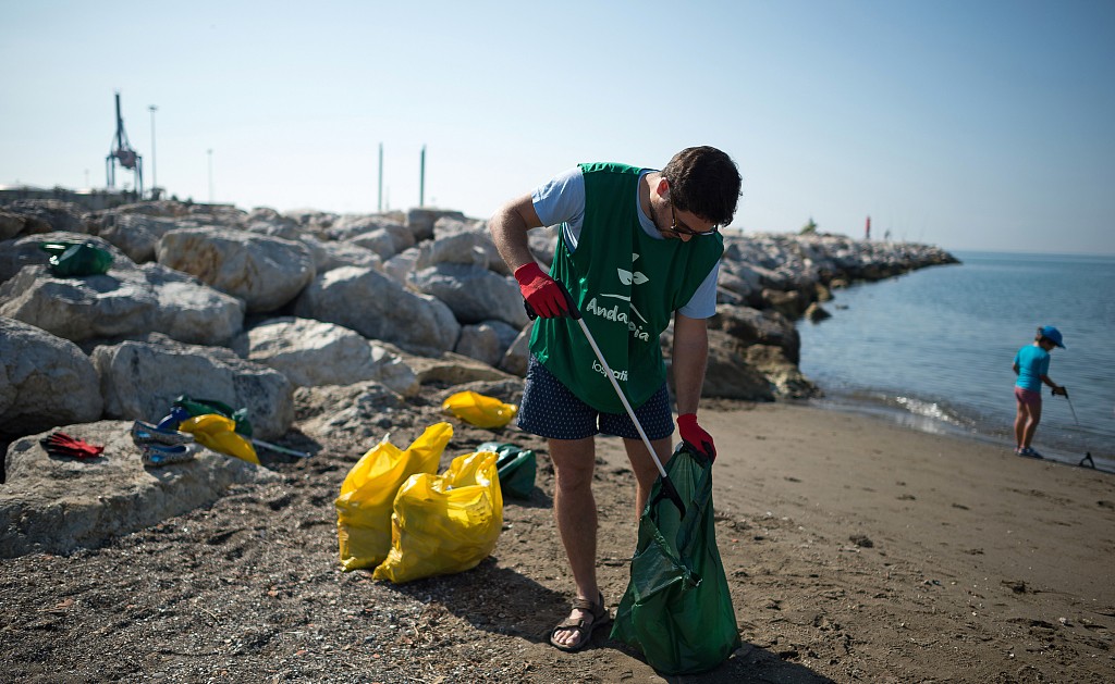 图说｜塑战速决？塑料垃圾正在污染生态系统，人类如何应对 V8d2k255dOo221Z8jpg